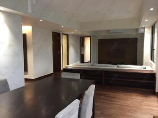 Central - Botanical Court 03