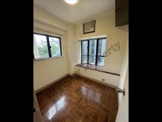 Wan Chai - Tai Yuen Court 05