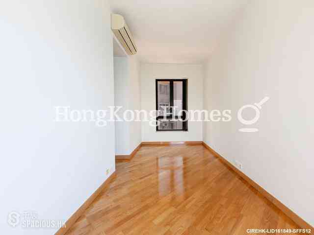 Shek Tong Tsui - Harbour One 06
