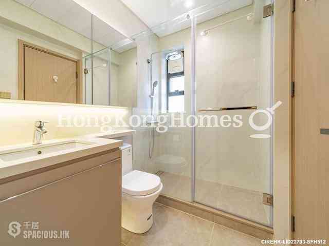 Mid Levels Central - Elegant Terrace 06