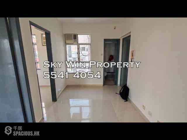 Sai Ying Pun - Wing Sing Court 02