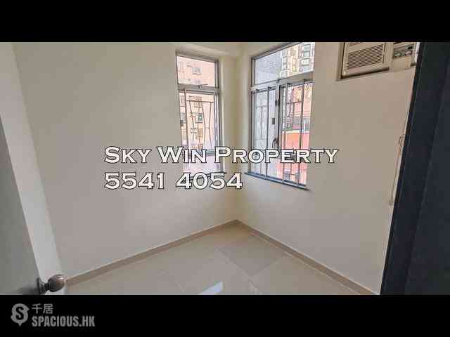 Sai Ying Pun - Wing Sing Court 04