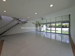 Pok Fu Lam - Bisney Villas 03