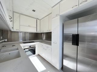 Mid Levels Central - Birchwood Place 05