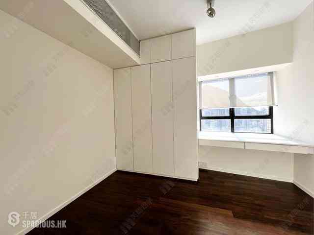 Mid Levels Central - Birchwood Place 07