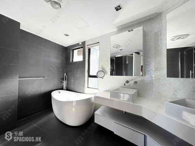 Mid Levels Central - Birchwood Place 11