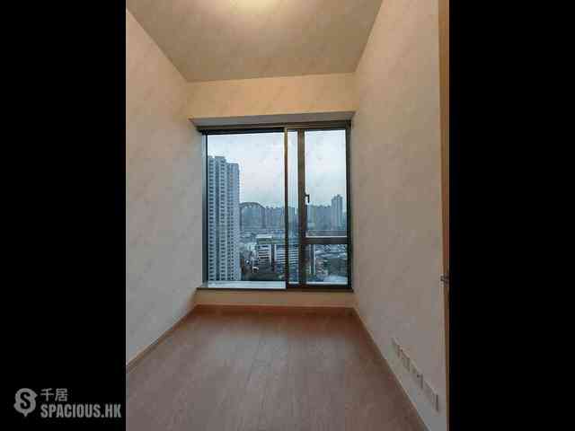 Wong Chuk Hang - The Southside Phase 2 La Marina Tower 1B 03