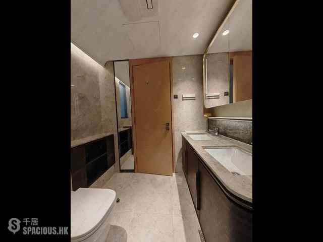 Wong Chuk Hang - The Southside Phase 2 La Marina Tower 1B 08
