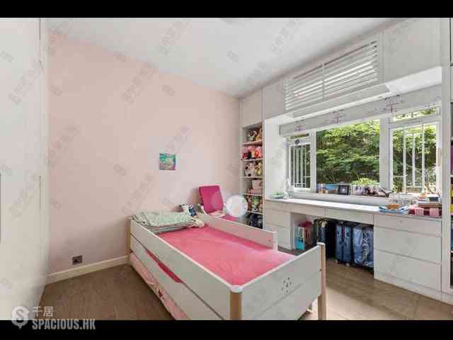 Mid Levels Central - Pearl Gardens Block EF 11
