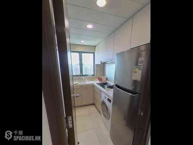 Sai Wan Ho - Grand Promenade Block 6 07