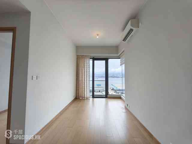 Shek Tong Tsui - Upton 02