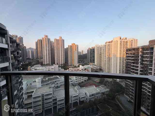 將軍澳 - 海翩匯7座 02
