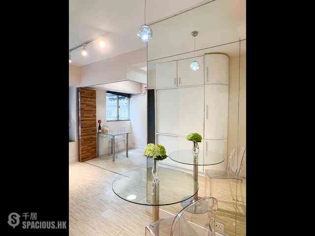 Mid Levels West - Cartwright Gardens 03