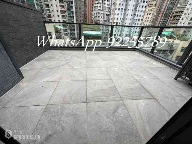 Sai Ying Pun - The Queens 05