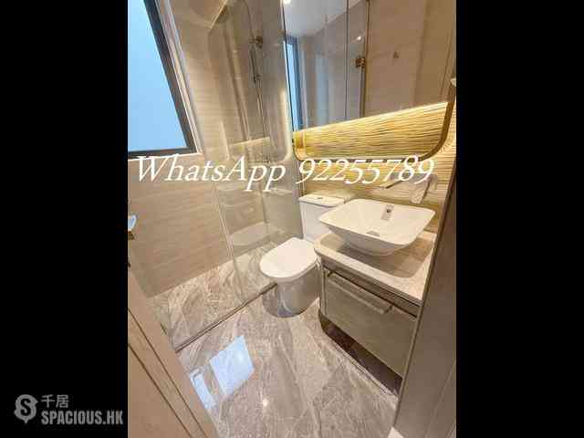 Sai Ying Pun - The Queens 10