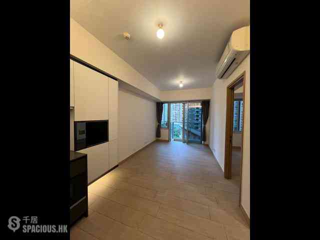 Tung Chung - Century Link Phase 1 Tower 5B 01