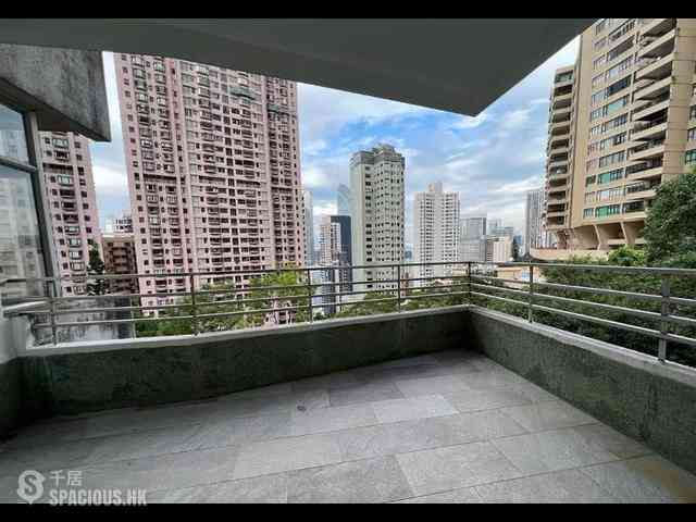 Mid Levels Central - Brewin Court 01