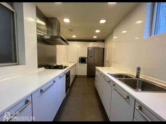 Mid Levels Central - Brewin Court 05