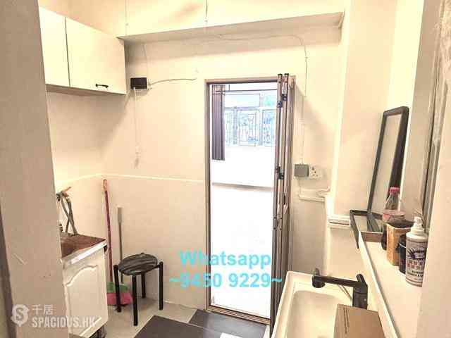 Sai Ying Pun - 224-226, Des Voeux Road West 08