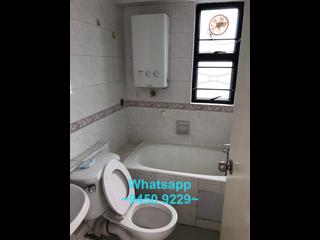 Sai Ying Pun - Fung King Court 02