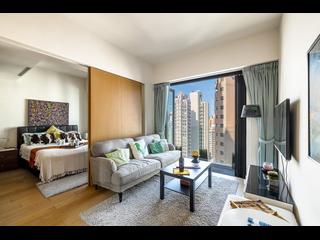 Mid Levels Central - Gramercy 02