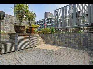 Mid Levels Central - May Tower Block 1 16