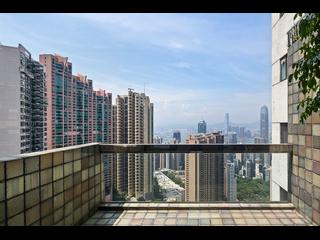 Mid Levels Central - May Tower Block 1 17