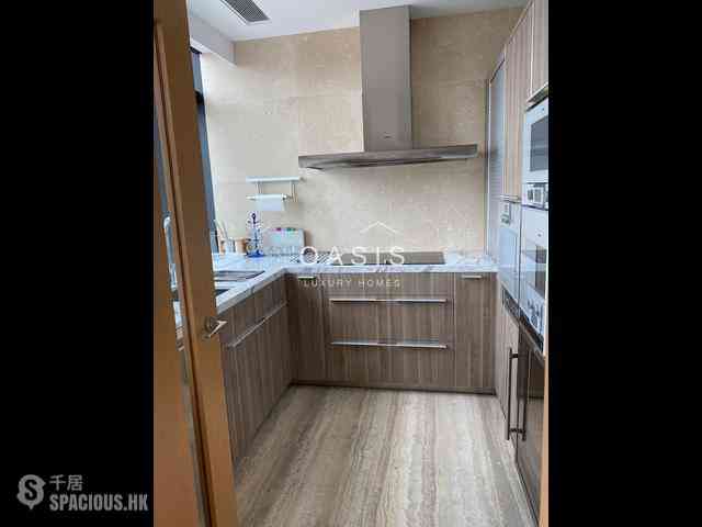Mid Levels Central - Gramercy 04