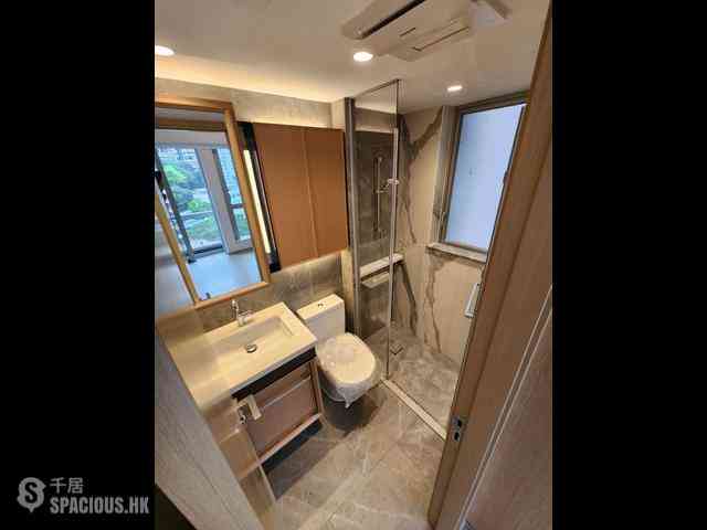 Sai Ying Pun - No.8 Hing Hon Road (Resiglow-Bonham) 03