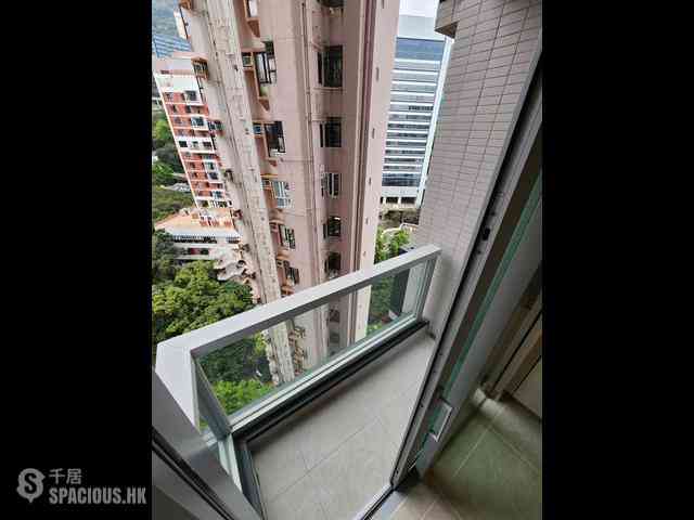 Sai Ying Pun - No.8 Hing Hon Road (Resiglow-Bonham) 05