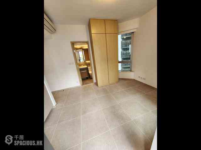 Sai Ying Pun - No.8 Hing Hon Road (Resiglow-Bonham) 07