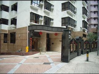 Mid Levels Central - Elegant Terrace Block 1 07