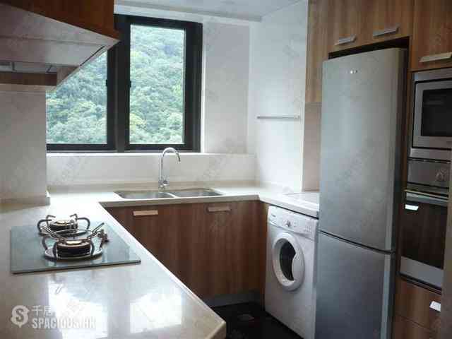 Mid Levels Central - Tavistock II 05