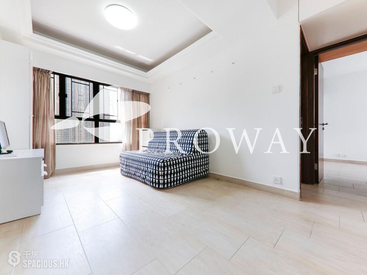 Shek Tong Tsui - Bowie Court 01