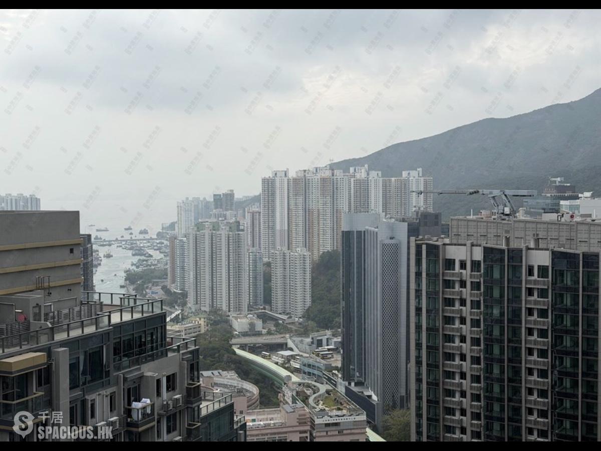Wong Chuk Hang - The Southside Phase 1 Southland Tower 2B 01