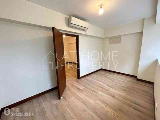 Mid Levels Central - Jadestone Court 06