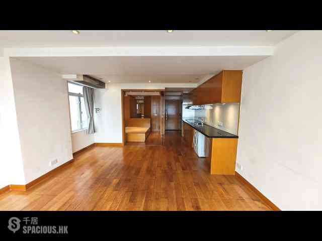 Sheung Wan - 76, Connaught Road West 05