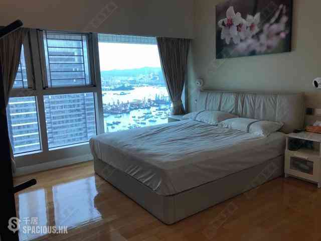 West Kowloon - The Waterfront 10