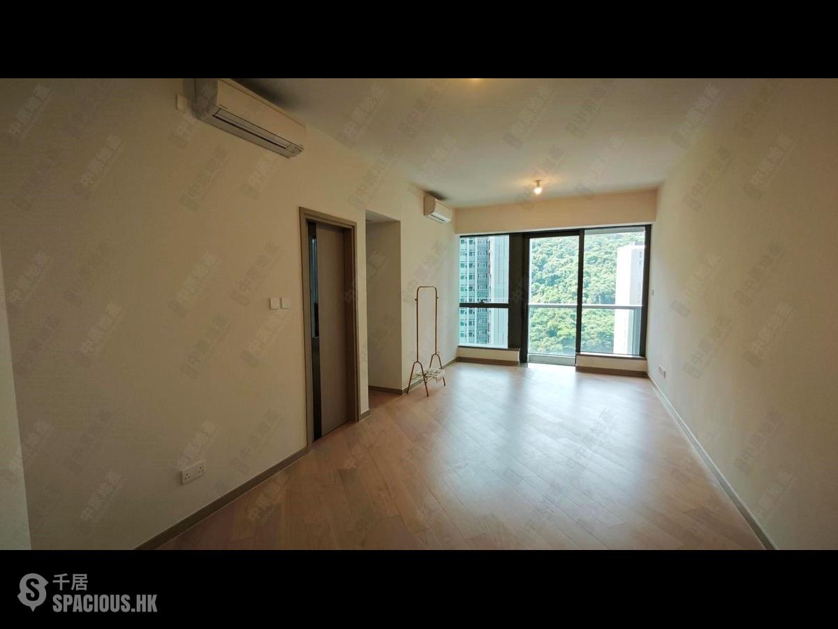 Wong Chuk Hang - The Southside Phase 1 Southland Tower 2A 01