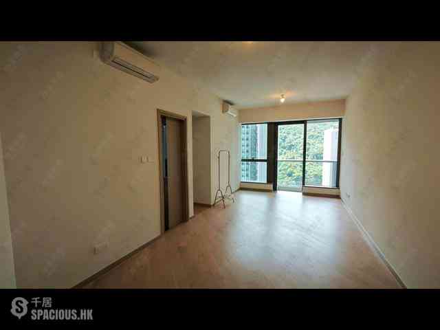 Wong Chuk Hang - The Southside Phase 1 Southland Tower 2A 01