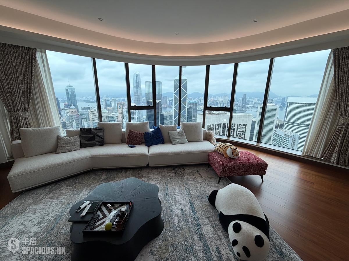 Mid Levels Central - Fairlane Tower 01