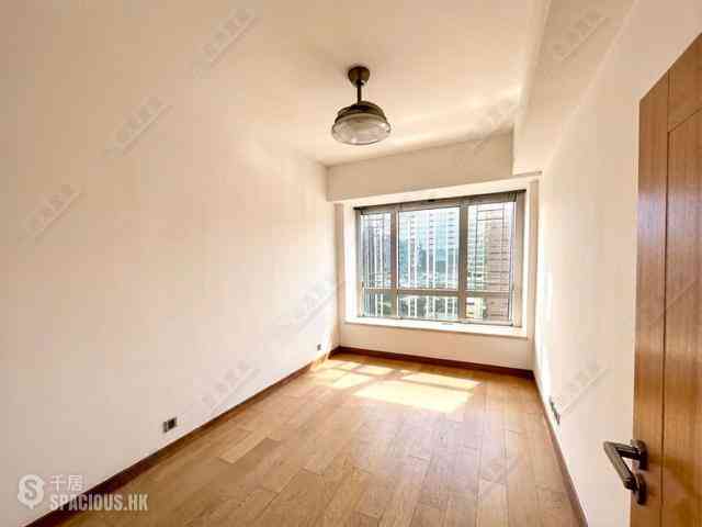 Wong Chuk Hang - Marinella Block 1 03