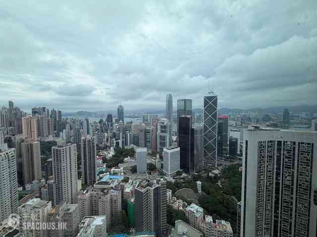 Mid Levels Central - Fairlane Tower 09