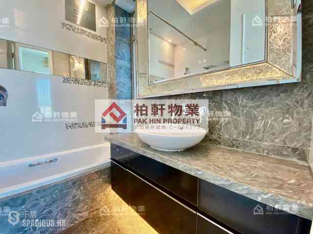 鲗鱼涌 - Casa 880 06