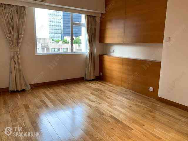 Mid Levels Central - Greenland Court 06