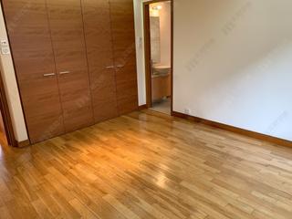Mid Levels Central - Greenland Court 17