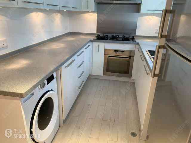 Mid Levels Central - Greenland Court 06