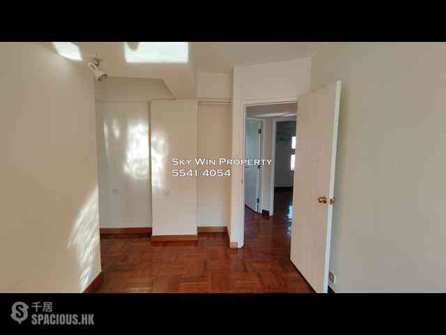 Mid Levels Central - Birchwood Place 09
