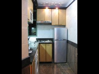 Wan Chai - Royal Court 02