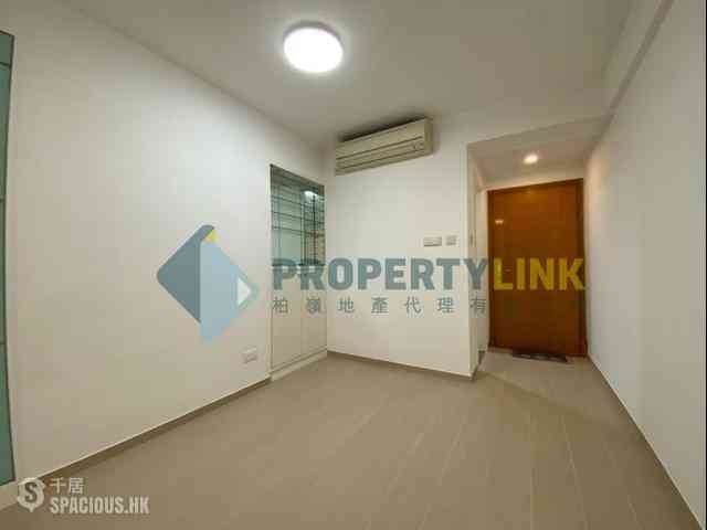 Sheung Wan - Queen's Terrace 05